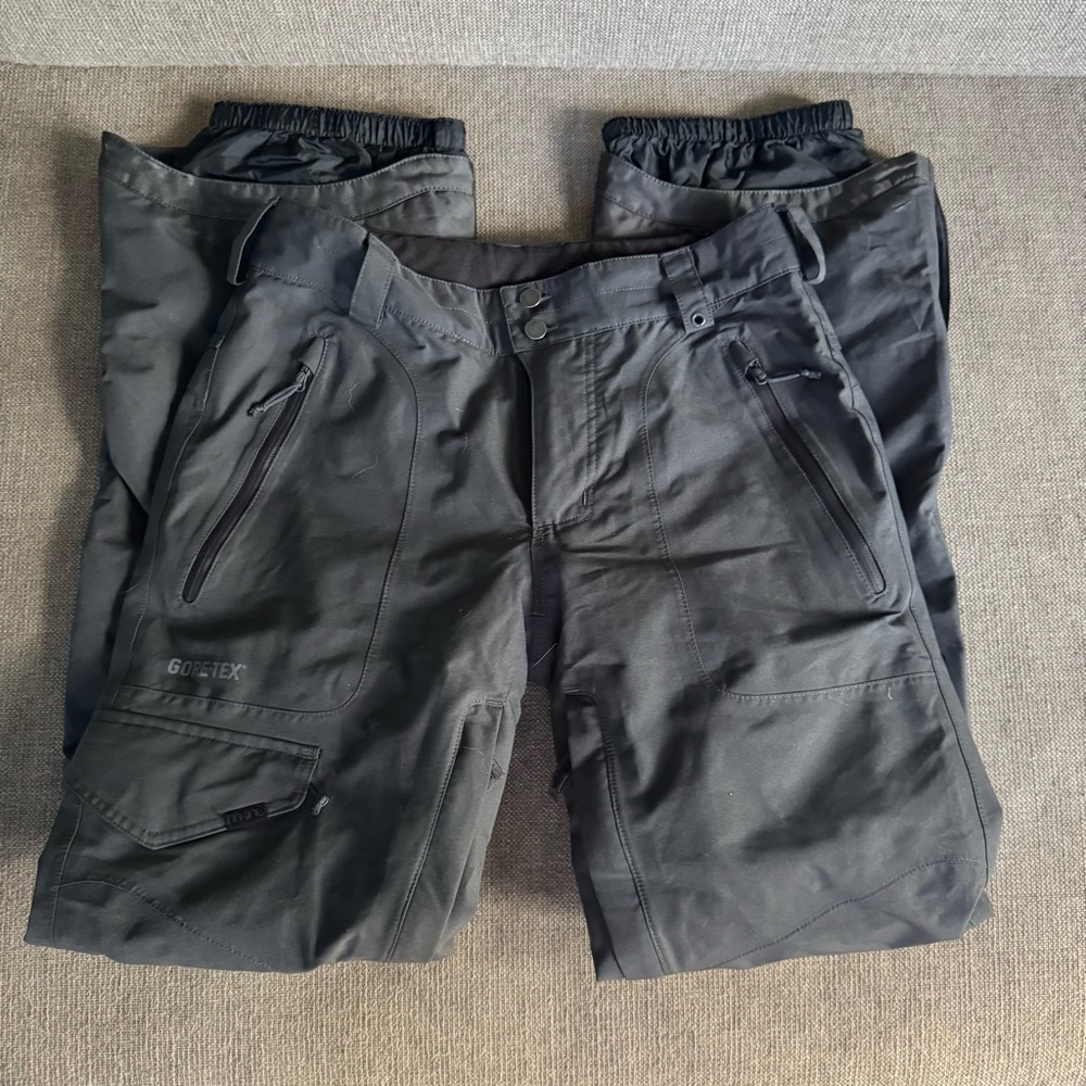 Dakine Black ski Pants